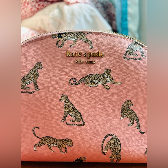 Kate Spade purse ♠️🐆 - Picture 2 of 10